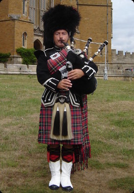 bagpiper billy james Archives - Scottish Pipers For Hire